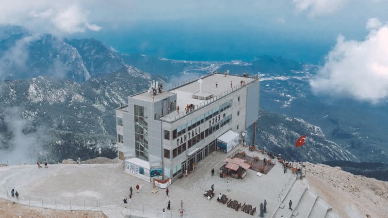 Antalya mavi bayraqlı çimərliklərlə liderliyini qoruyur (FOTO)