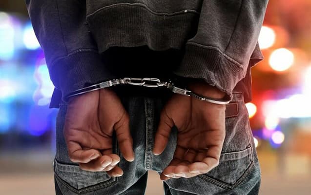 Axtarışda olan daha 4 nəfər Azərbaycana ekstradisiya edildi