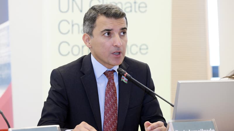 Deputat: Müəllimlərin tədqiqatla məşğul olması üçün qrantlar ayrılmalıdır