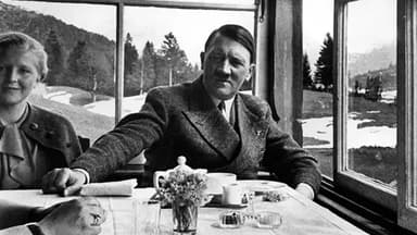 Hitler ilə bağlı şok sənədlər: Məxfilik ləğv edildi