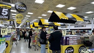 "Bazarstore"da ilin ən möhtəşəm endirim günləri başladı