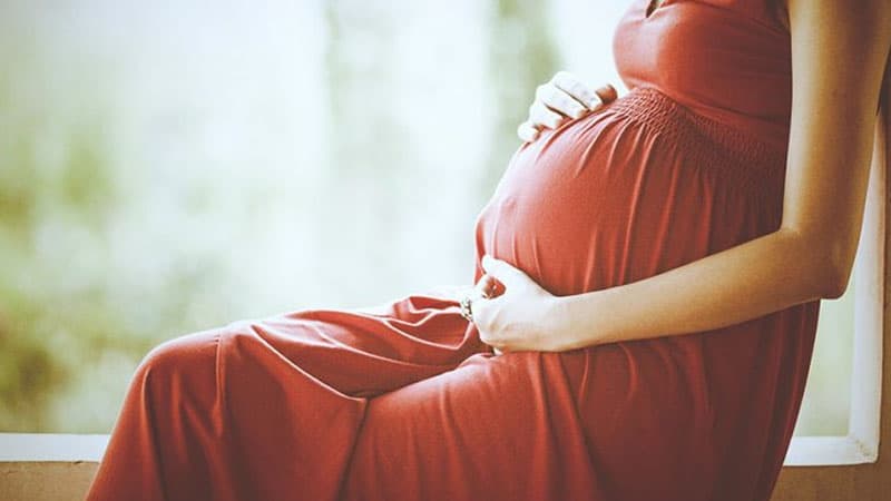 BMT: Dünyada ana ölümləri 40% azalıb, lakin irəliləyiş təhlükə altındadır
