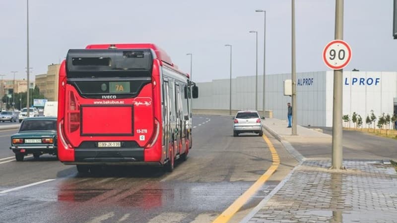92 marşrut avtobusu gecikir (RƏSMİ)