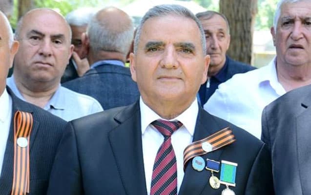 Yeni sədr də "Georgi lenti" taxıbmış... (FOTO)