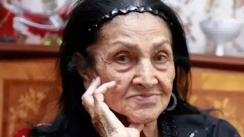 Xalq artisti: "Elə qaraqabaq adama sənəti sevdirdim" (VİDEO)