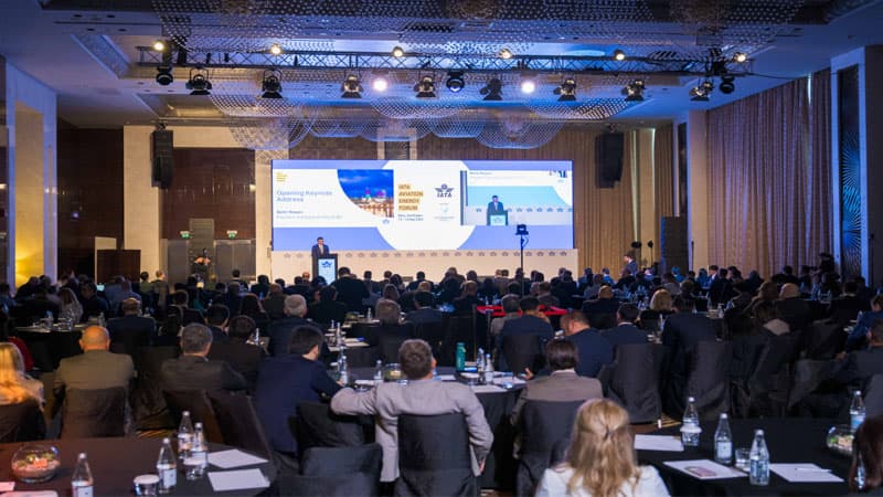 Bakıda IATA-nın Aviasiya Enerji Forumu başladı