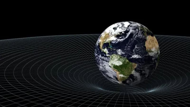 Stiven Hokinq Yer kürəsinin məhvi tarixini proqnozlaşdırmışdı, NASA təsdiqlədi