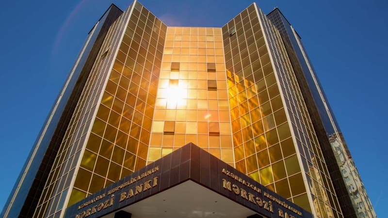 Mərkəzi Bank 205 minə xidməti avtomobil alır