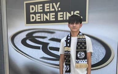 16 yaşlı Murad Bundesliqada oynayacaq (FOTO)