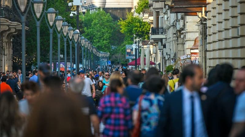 6 ildə 233 min nəfər - Sayımız 11 milyonu niyə keçə bilmir?