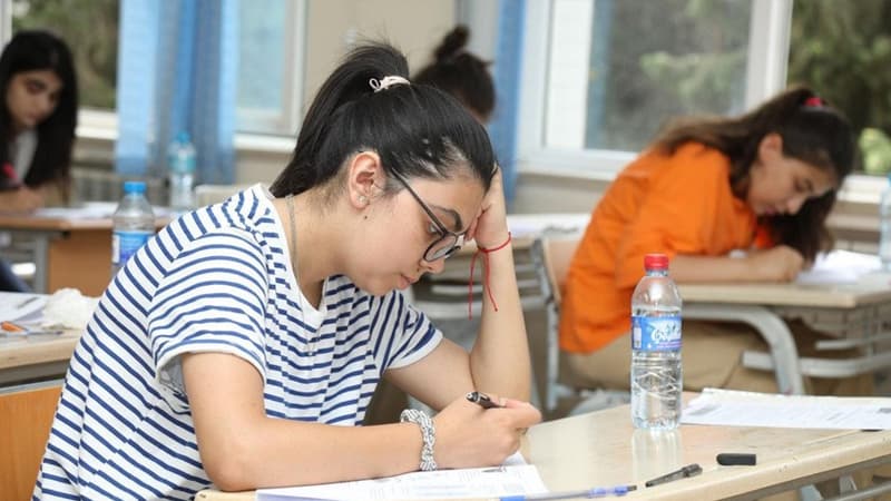 Qəbul imtahanının nəticəsi açıqlandı: 2 nəfər 400 bal yığıb