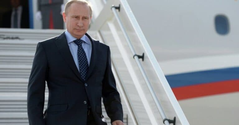 Vladimir Putin Belarusa getdi