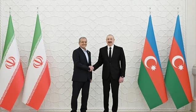 İlham Əliyev Məsud Pezeşkianla telefonla danışdı