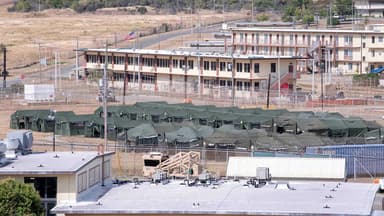WP: Tramp minlərlə qanunsuz miqrantı gizli şəkildə Quantanamoya göndərəcək