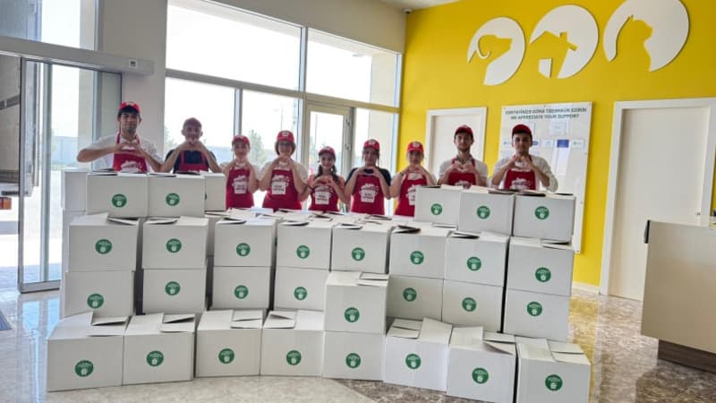 Leyla Əliyevanın təşəbbüsü ilə Yevlaxda ailələrə qurban payları çatdırıldı (FOTO)