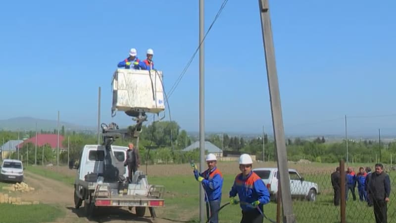 "Azərişıq" Tovuzun bir sıra kəndlərində elektrik təsərrüfatını yeniləyir (VİDEO)