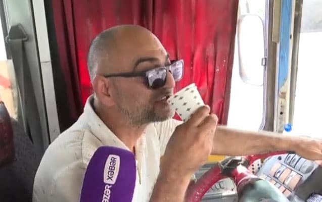 Avtobus sürücüsü sükan arxasında pivə içib? (VİDEO)