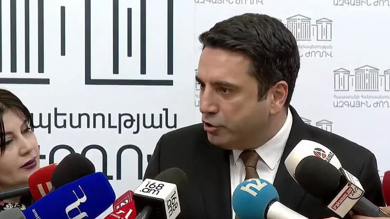 Simonyan rus jurnalistlər haqqında: "Bu manqurtların..."
