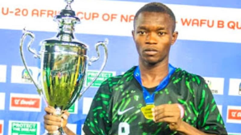 "Qəbələ" nigeriyalı futbolçu transfer etdi