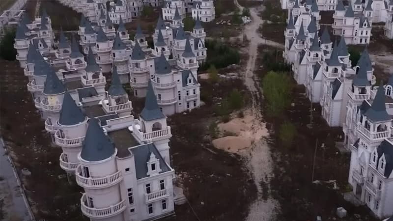 Türkiyədə miniatür qəsrlərdən ibarət qorxunc kənd: Orda nə baş verib? (FOTO/VİDEO)
