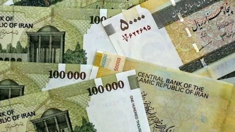 İran rialı kəskin bahalaşdı