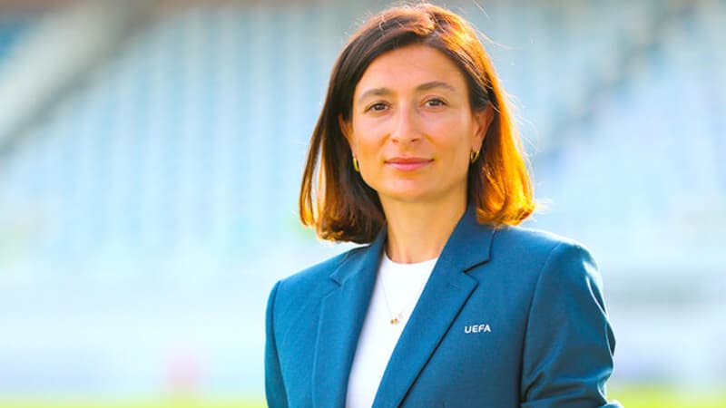 Kifayət Mustafayeva azərbaycanlı futbolçunun komandasının oyununda
