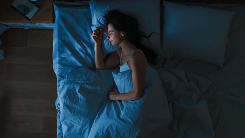 Eşitmə məhdudiyyətli şəxslər yuxularında da işarət dili ilə "danışırlar?"