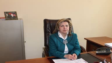 Məktəbdə pul yığdığı iddia edilən məktəb direktorunun səs yazısı araşdırılır