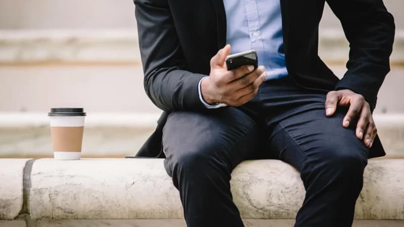Bu şəhərdə telefon istifadəsinə "gündə 2 saat" limiti qoyuldu