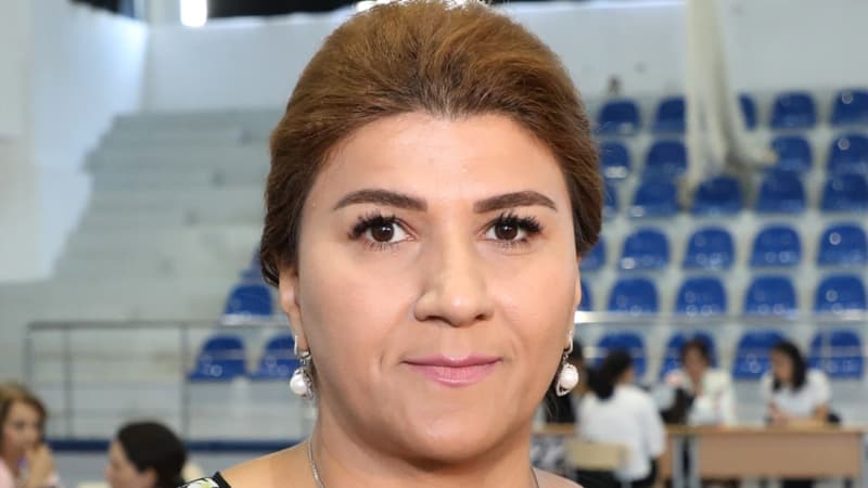 Əməkdar müəllimin ölkədən çıxışına "stop" qoyuldu (SƏBƏB)