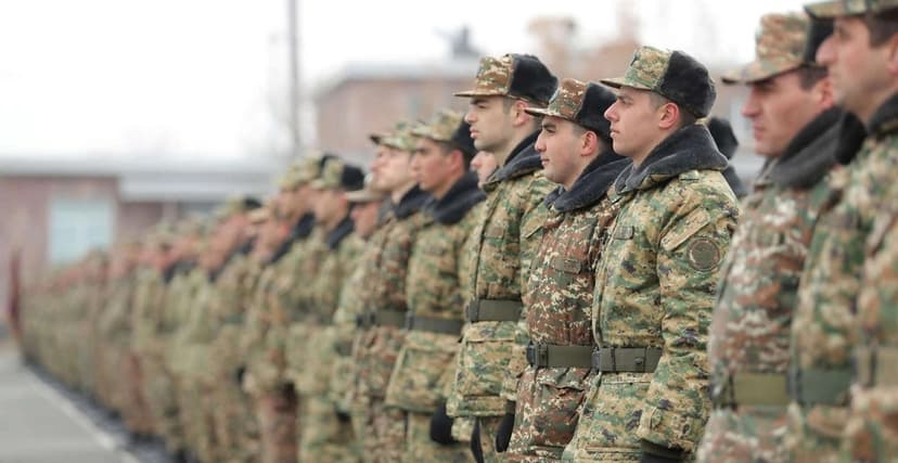 Ermənistanda çağırışçıların hərbi xidmət müddəti azaldılacaq: Müqaviləli əsgərlərin sayı artırılacaq