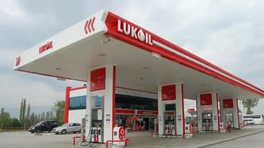 "Lukoyl" Azərbaycandakı yanacaqdoldurma məntəqələrini satışa çıxardı