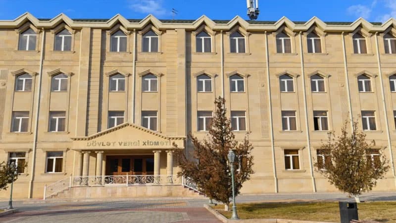 Mağaza və bazarlarla bağlı 6 ay vaxt verildi