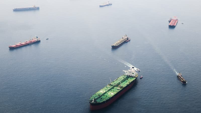 Dünya okeanındakı tankerlərdə təxminən bir milyard barel neft toplanıb - Səbəb açıqlandı
