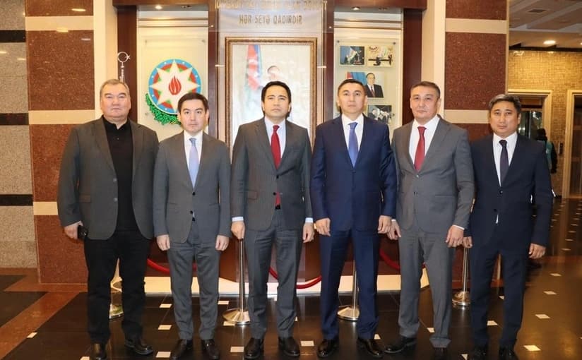 Qazaxıstan buğdasının ilk pilot partiyası Azərbaycan vasitəsilə Ermənistana göndərildi