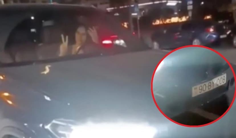Ağ şəhərdə BMW-nin xanım sürücüsü motosikletçini vurdu: "Zor edirəm"