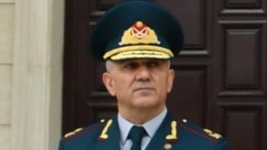 Təqaüdə göndərilən general yenidən xidmətə qayıtdı