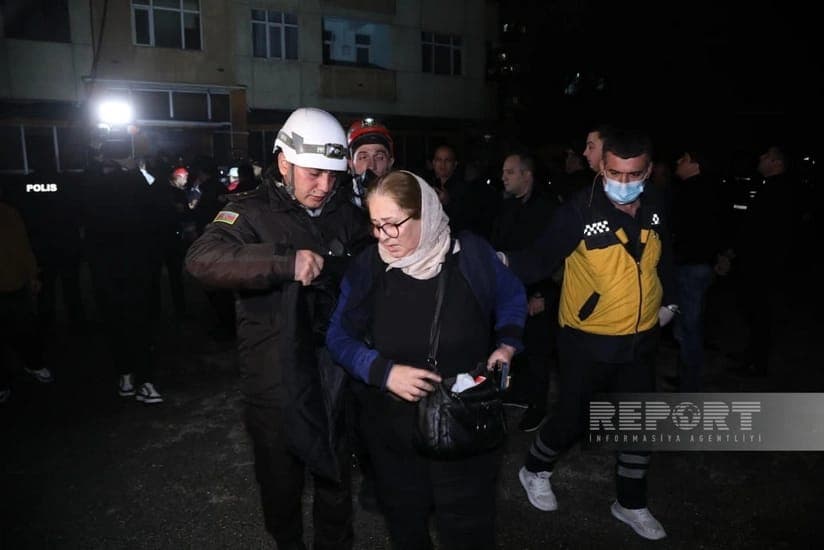 Yasamalda yaşayış binasında yanğın nəticəsində zəhərlənənlərin kimliyi məlum olub (SİYAHI)