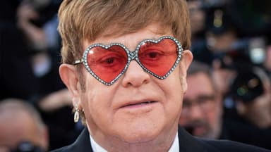 Elton Con sürətlə görmə qabiliyyətini itirir: "Mənim üçün çətindir"