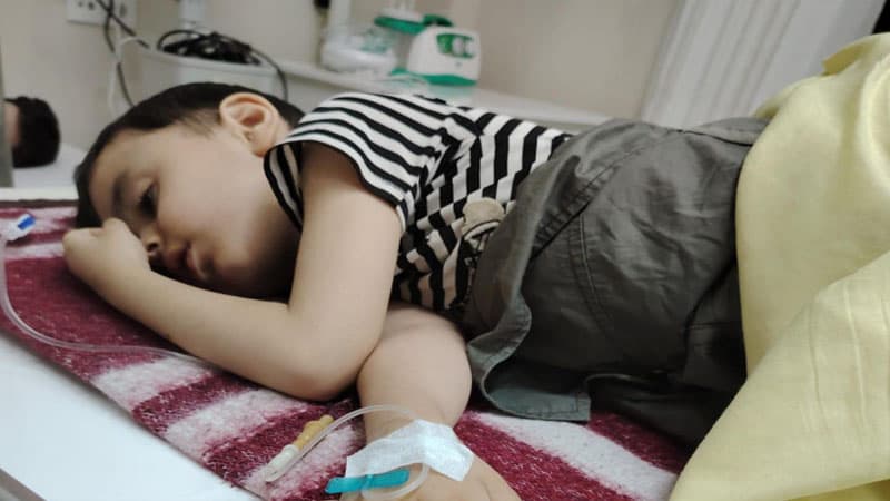Nihatın həyatı sizin əlinizdədir: Anası yardım üçün müraciət etdi (FOTO)