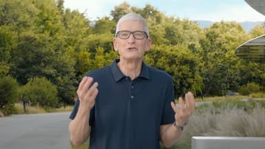 Tim Kuk "Nike" şirkətinə 3 milyon dollar xərclədi