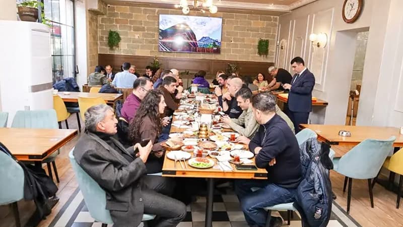 "Vətən Bağı" dostlarını bir araya yığdı (FOTO)