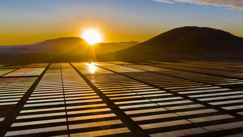 Çində günəş elektrik stansiyası səhranı "oyandırdı" - Alimlər