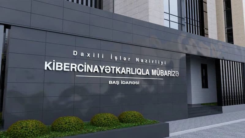 150-dən artıq profilə müdaxilə edən haker həbs edildi (VİDEO)