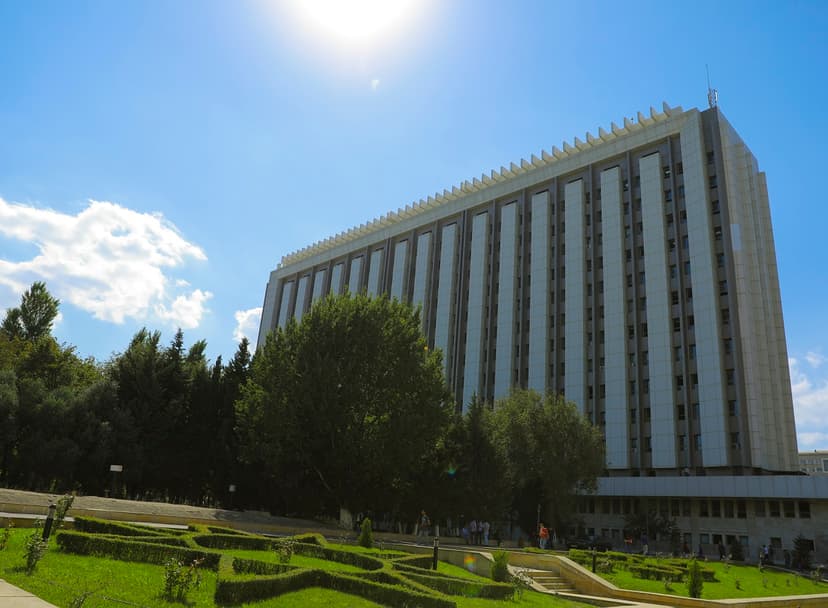 Azərbaycanda bu universitetdə yoxlamalar aparıldı (RƏSMİ)
