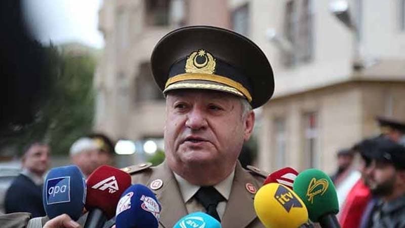 Nazir generalı təqaüdə göndərdi