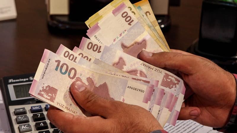 "Dəniz" kafesində oğurluq: "Özündə olmayan" usta 125 manat oğurlayıb