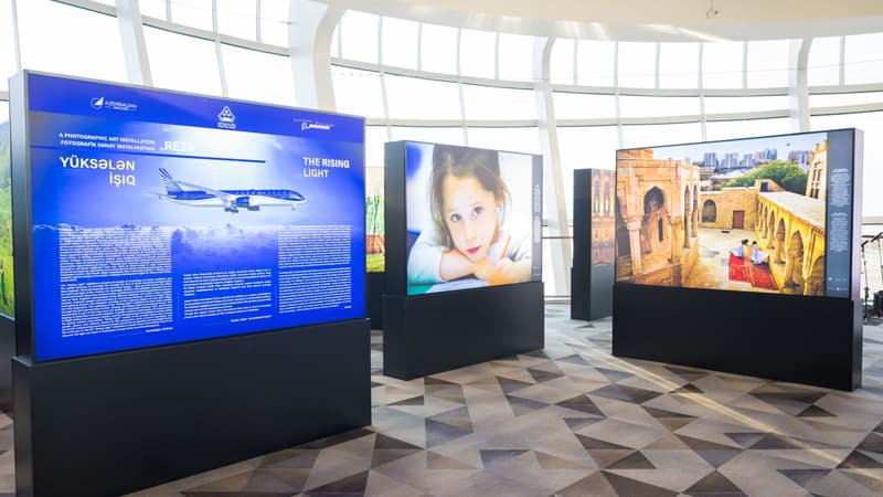 "Yüksələn işıq": REZA-nın fotosərgisi Heydər Əliyev Beynəlxalq Aeroportunda təqdim olunur (FOTO)