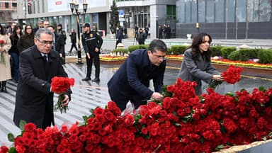 MEDİA-nın kollektivi "Ana harayı" abidəsini ziyarət etdi (FOTO)