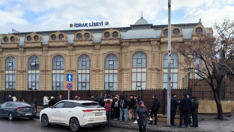 "İdrak Liseyi"ndə şagird müəllimi güllələdi (YENİLƏNİB)